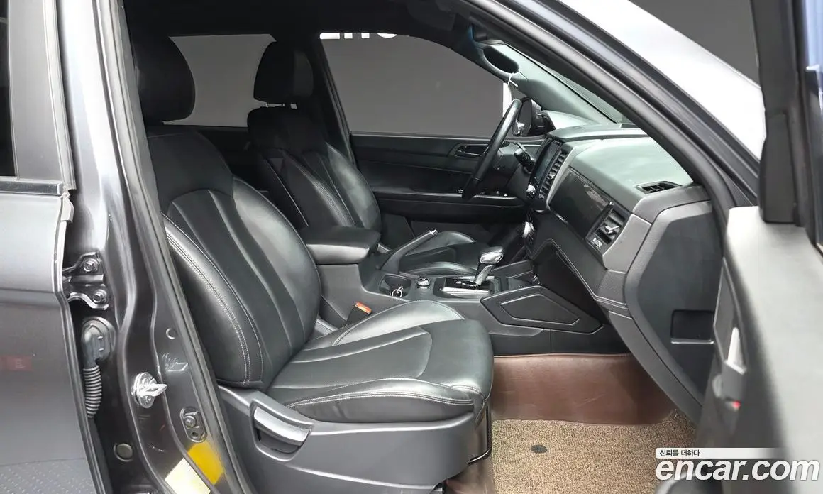 SsangYong Rexton 2022 2.2 автомат (гидро), фото 17