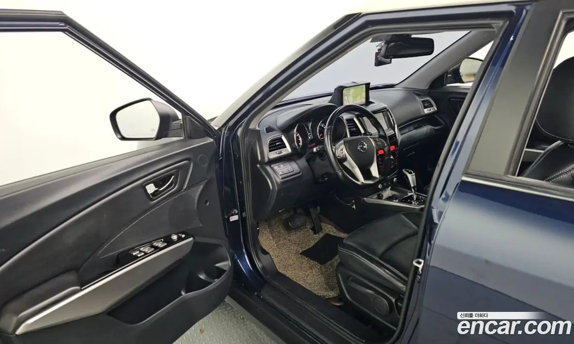 SsangYong TIBOLI 2015 1.6 автомат (гидро), фото 10
