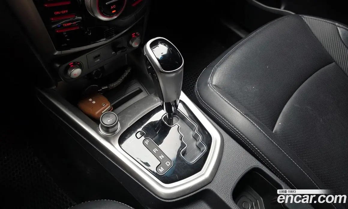 SsangYong TIBOLI 2015 1.6 автомат (гидро), фото 12