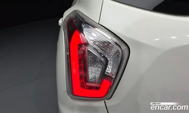 SsangYong TIBOLI 2015 1.6 автомат (гидро), миниатюра 9