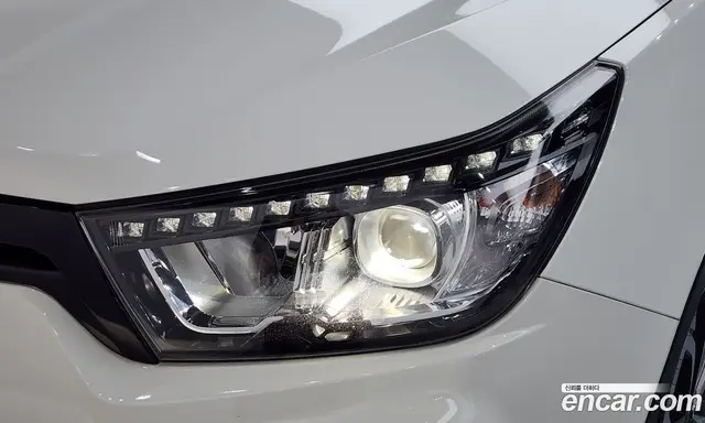 SsangYong TIBOLI 2018 1.6 автомат (гидро), миниатюра 8