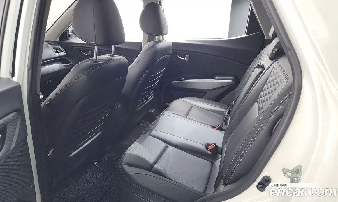 SsangYong TIBOLI 2019 1.6 автомат (гидро), фото 17