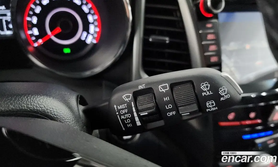 SsangYong TIBOLI 2019 1.6 автомат (гидро), фото 28