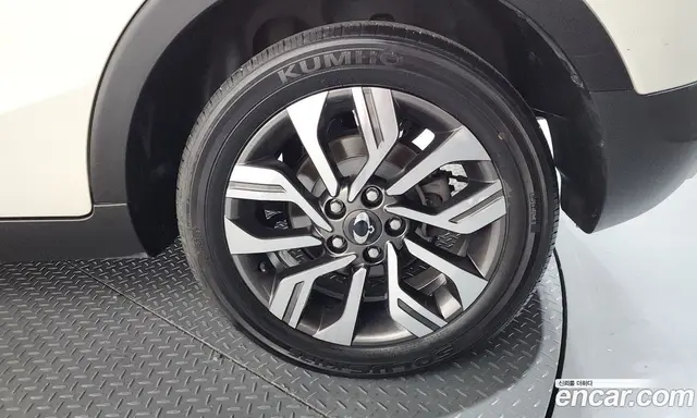 SsangYong TIBOLI 2019 1.6 автомат (гидро), миниатюра 7