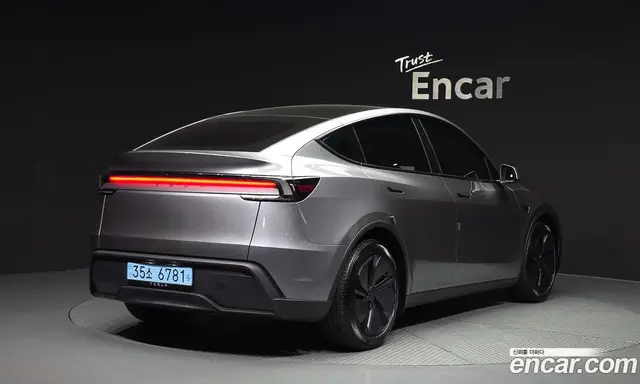 Tesla Model Y 2025 0.2 автомат (гидро), миниатюра 2