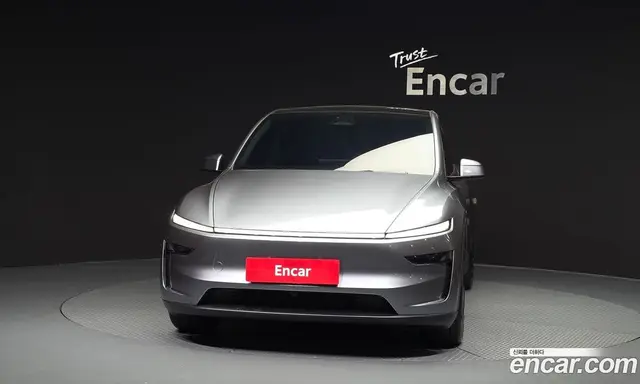 Tesla Model Y 2025 0.2 автомат (гидро), миниатюра 3