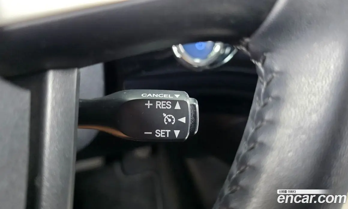 Toyota Prius 2016 1.8 автомат (гидро), фото 18 Toyota Prius 2016 1.8 автомат (гидро), фото 18