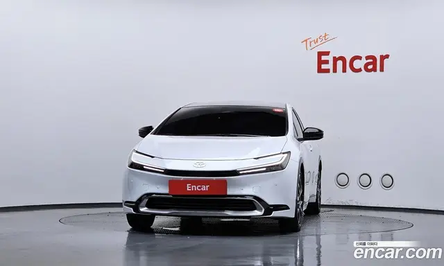 Toyota Prius 2026 2.0 автомат (гидро), миниатюра 3 Toyota Prius 2026 2.0 автомат (гидро), миниатюра 3