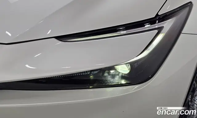 Toyota Prius 2026 2.0 автомат (гидро), миниатюра 8 Toyota Prius 2026 2.0 автомат (гидро), миниатюра 8