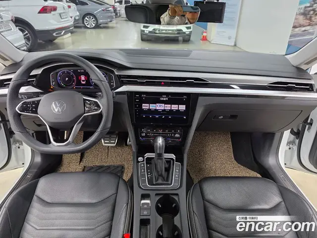 Volkswagen Arteon 2022 2.0 автомат (гидро), миниатюра 7
