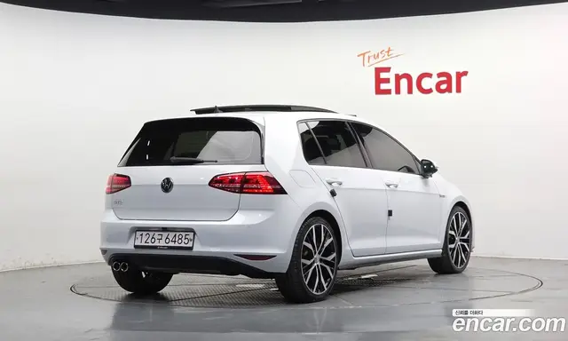 Volkswagen Golf 2016 2.0 автомат (гидро), миниатюра 2