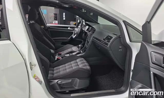Volkswagen Golf 2016 2.0 автомат (гидро), миниатюра 11