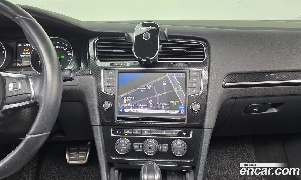 Volkswagen Golf 2016 2.0 автомат (гидро), фото 14