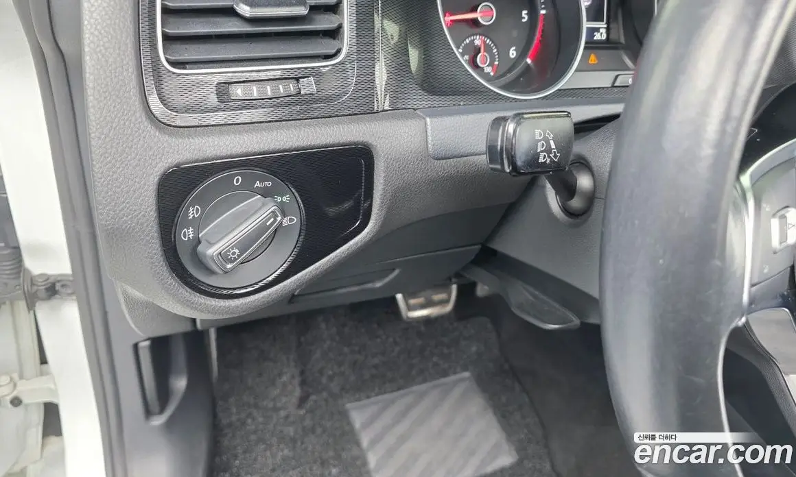 Volkswagen Golf 2016 2.0 автомат (гидро), фото 18