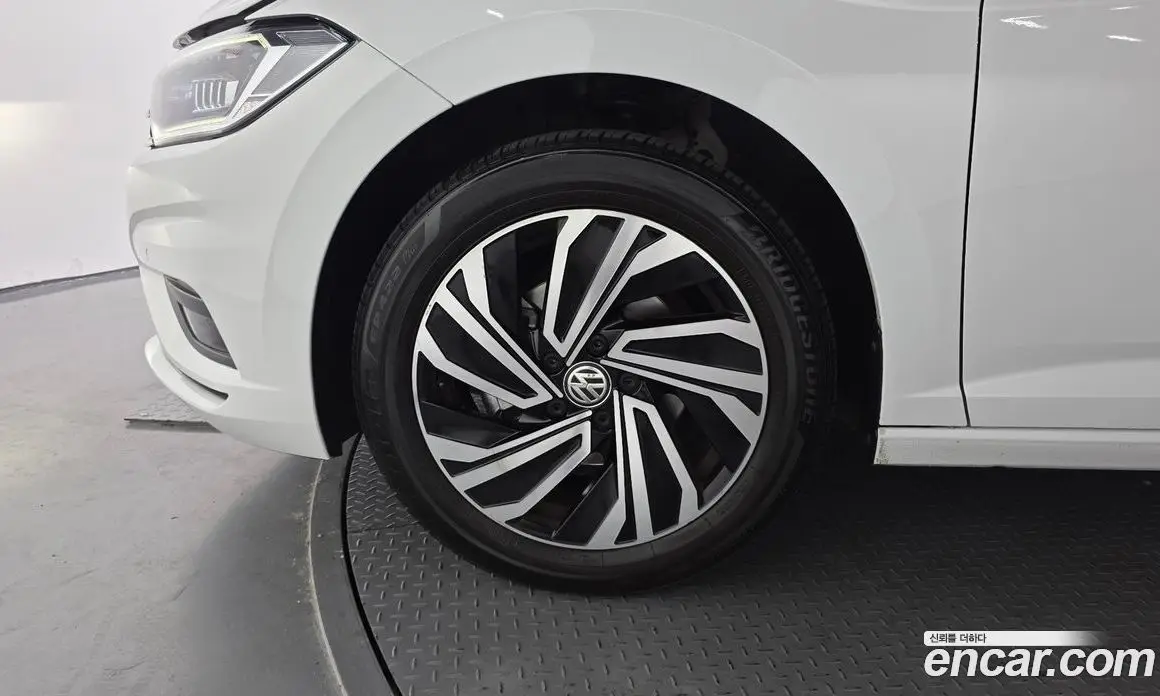 Volkswagen Jetta 2021 1.4 автомат (гидро), фото 5