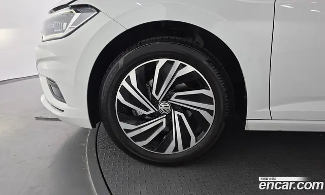 Volkswagen Jetta 2021 1.4 автомат (гидро), миниатюра 5
