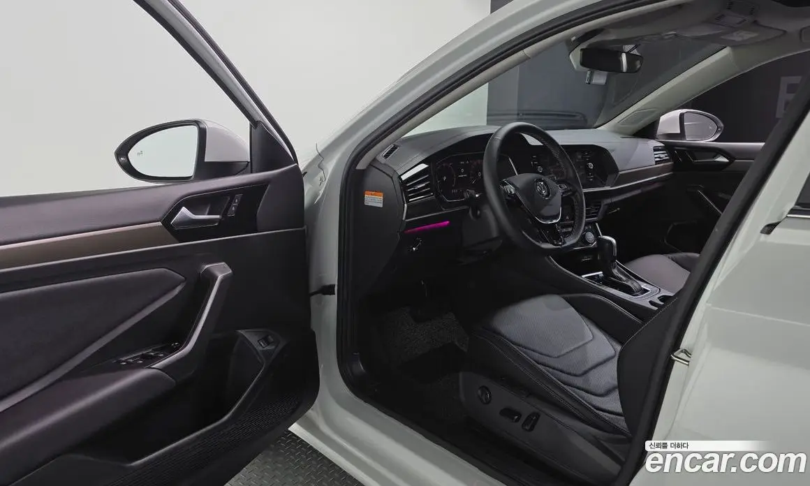 Volkswagen Jetta 2021 1.4 автомат (гидро), фото 10