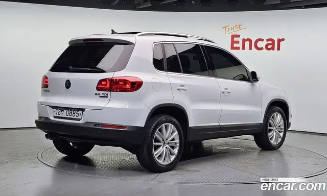 Volkswagen Tiguan 2016 2.0 автомат (гидро), миниатюра 2