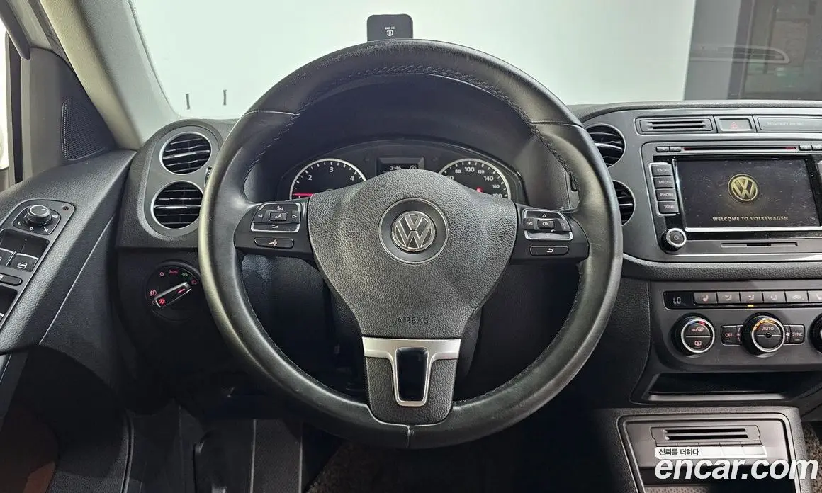Volkswagen Tiguan 2016 2.0 автомат (гидро), фото 13