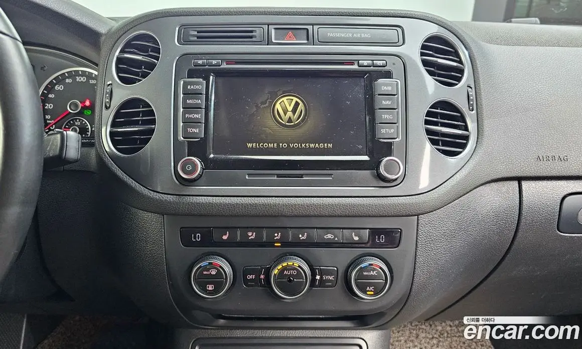 Volkswagen Tiguan 2016 2.0 автомат (гидро), фото 14