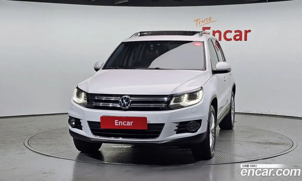 Volkswagen Tiguan 2016 2.0 автомат (гидро), фото 3