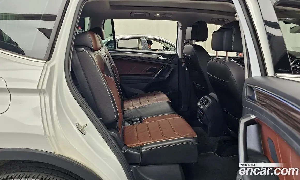 Volkswagen Tiguan 2023 2.0 автомат (гидро), фото 18