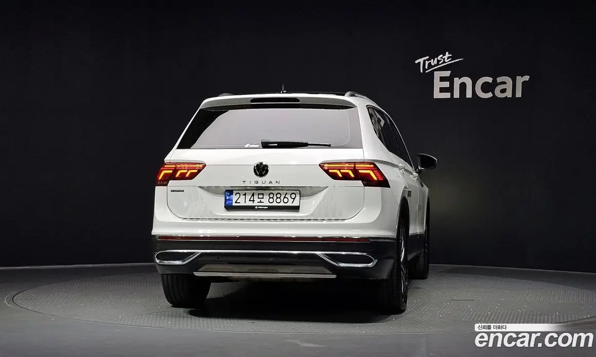 Volkswagen Tiguan 2023 2.0 автомат (гидро), фото 4
