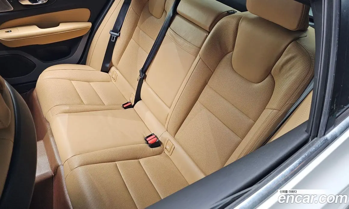 Volvo S60 2020 2.0 автомат (гидро), фото 33