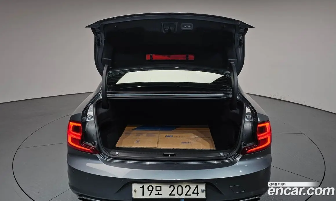 Volvo S90 2019 2.0 автомат (гидро), фото 26