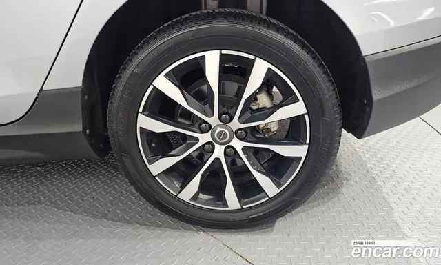 Volvo V40 2019 2.0 автомат (гидро), миниатюра 7