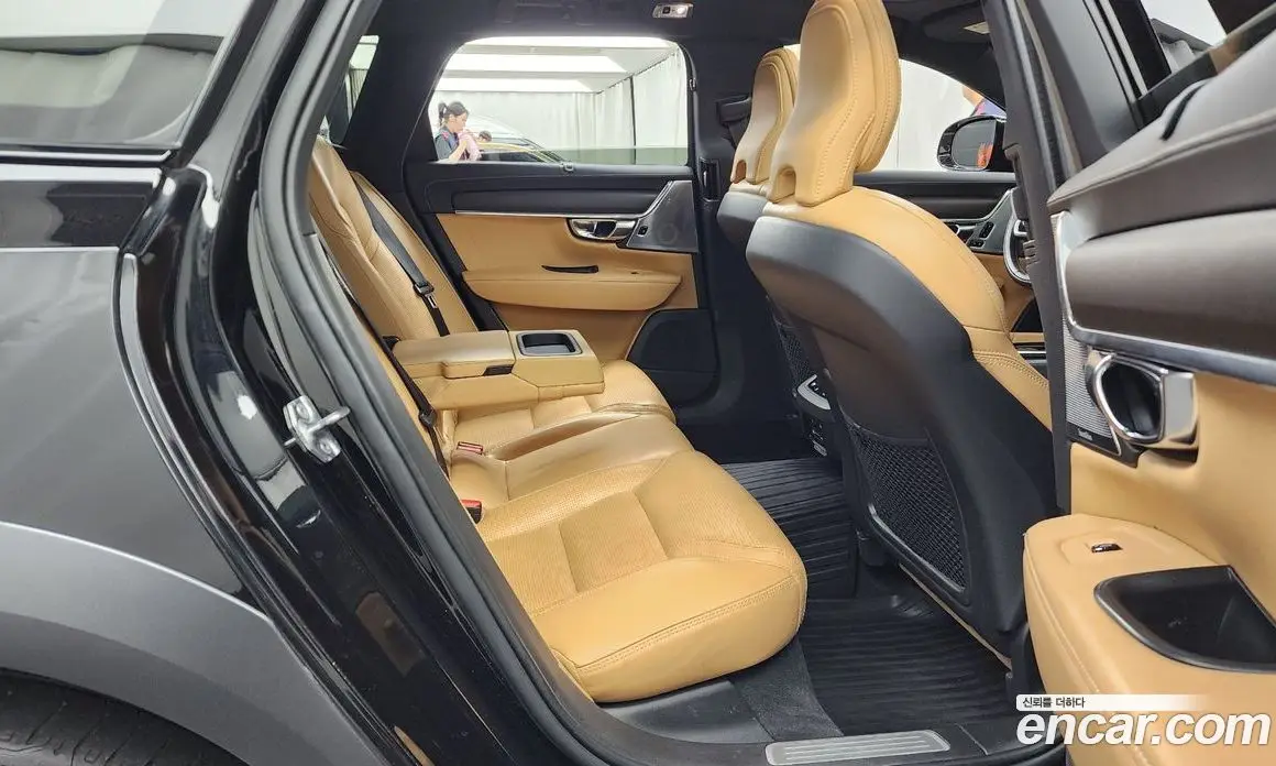 Volvo V90 2019 2.0 автомат (гидро), фото 12