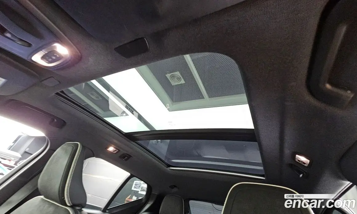 Volvo XC40 2020 2.0 автомат (гидро), фото 23