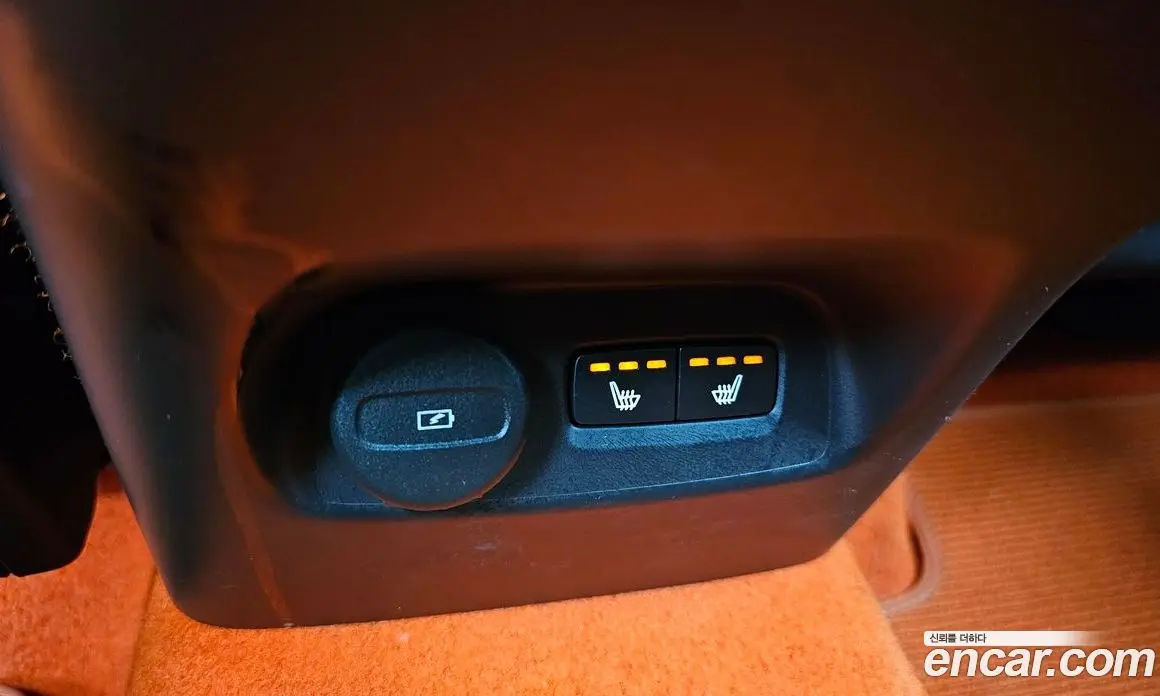 Volvo XC40 2020 2.0 автомат (гидро), фото 25