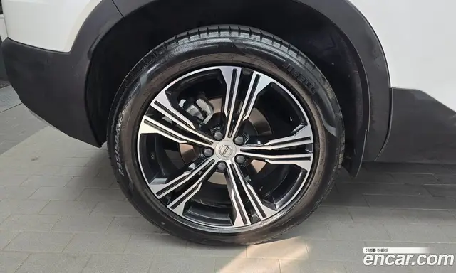 Volvo XC40 2021 2.0 автомат (гидро), миниатюра 5