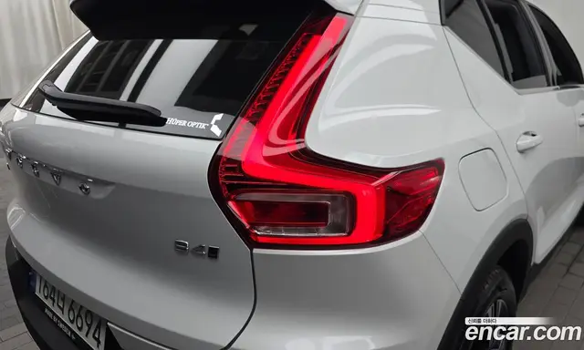 Volvo XC40 2021 2.0 автомат (гидро), миниатюра 9