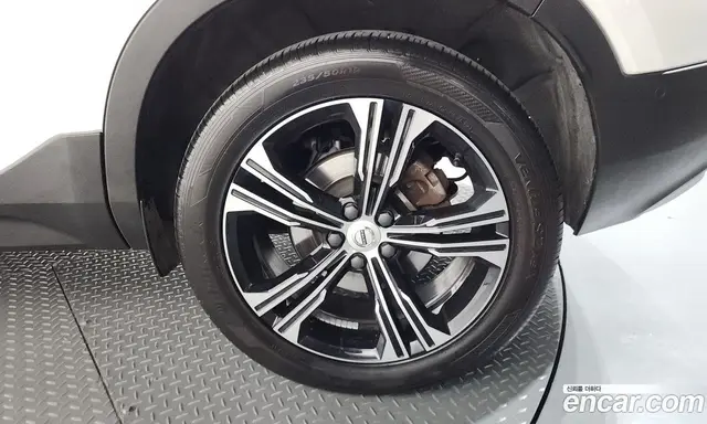 Volvo XC40 2021 2.0 автомат (гидро), миниатюра 7