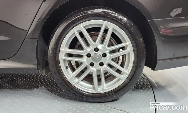 Audi A6 2016 2.0 автомат (гидро), миниатюра 7