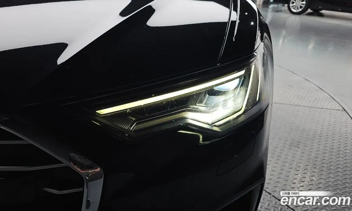 Audi A6 2021 3.0 автомат (гидро), фото 8