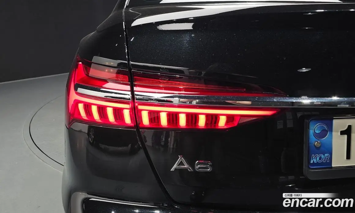 Audi A6 2021 3.0 автомат (гидро), фото 9
