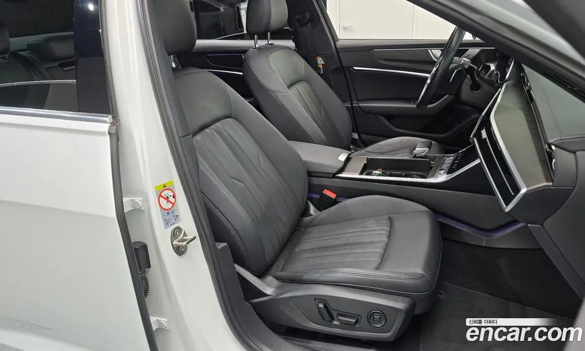 Audi A6 2022 2.0 автомат (гидро), фото 16