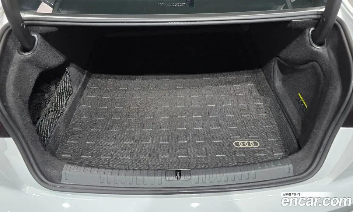 Audi A6 2022 2.0 автомат (гидро), фото 32