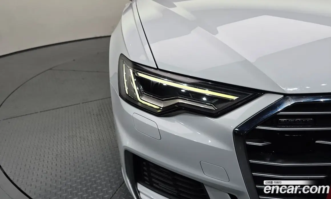 Audi A6 2022 2.0 автомат (гидро), фото 8