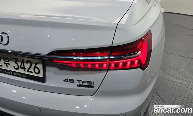 Audi A6 2022 2.0 автомат (гидро), миниатюра 9