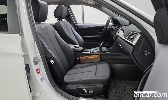 BMW 3 серия 2017 2.0 автомат (гидро), миниатюра 11