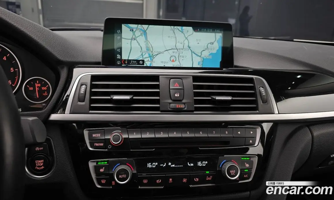 BMW 3 серия 2017 2.0 автомат (гидро), фото 14