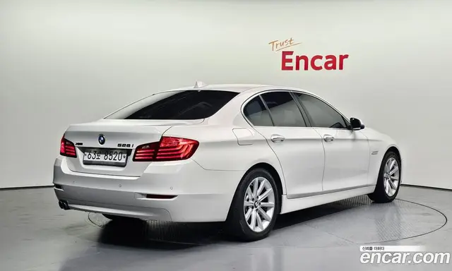 BMW 5 серия 2014 2.0 автомат (гидро), миниатюра 2