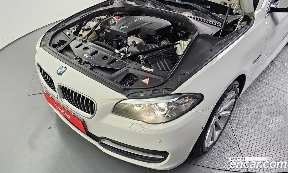 BMW 5 серия 2014 2.0 автомат (гидро), фото 6