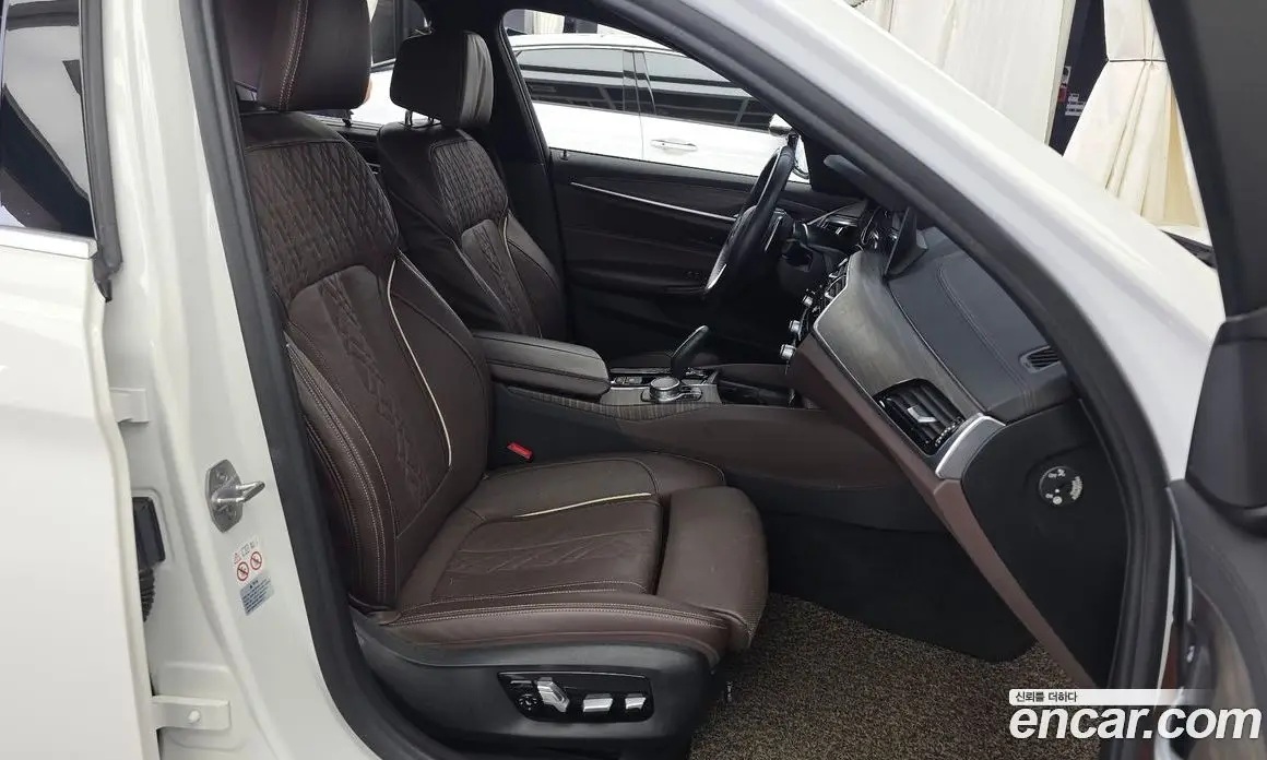 BMW 5 серия 2018 2.0 автомат (гидро), фото 17