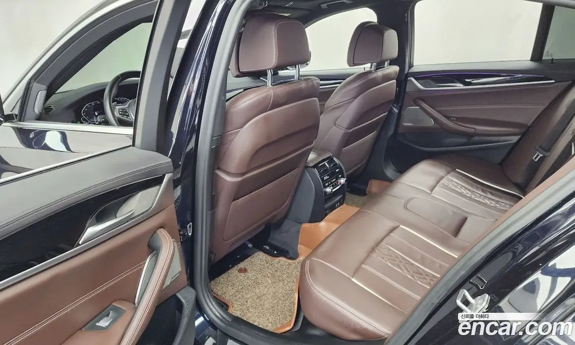 BMW 5 серия 2021 2.0 автомат (гидро), фото 16