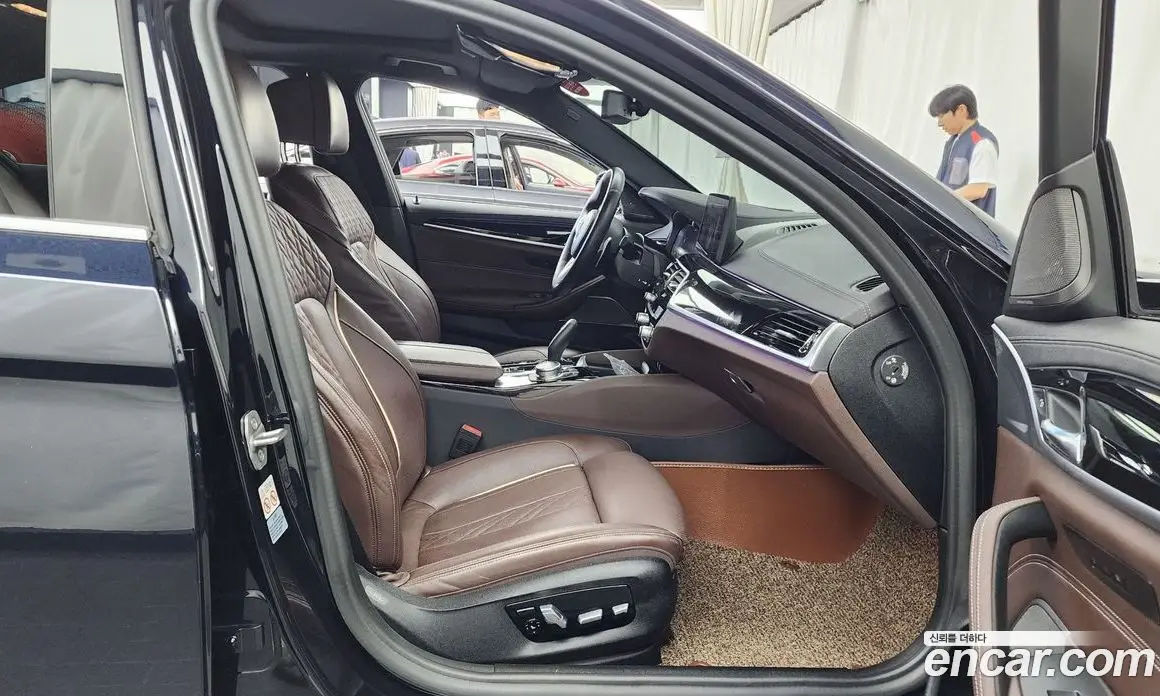 BMW 5 серия 2021 2.0 автомат (гидро), фото 17